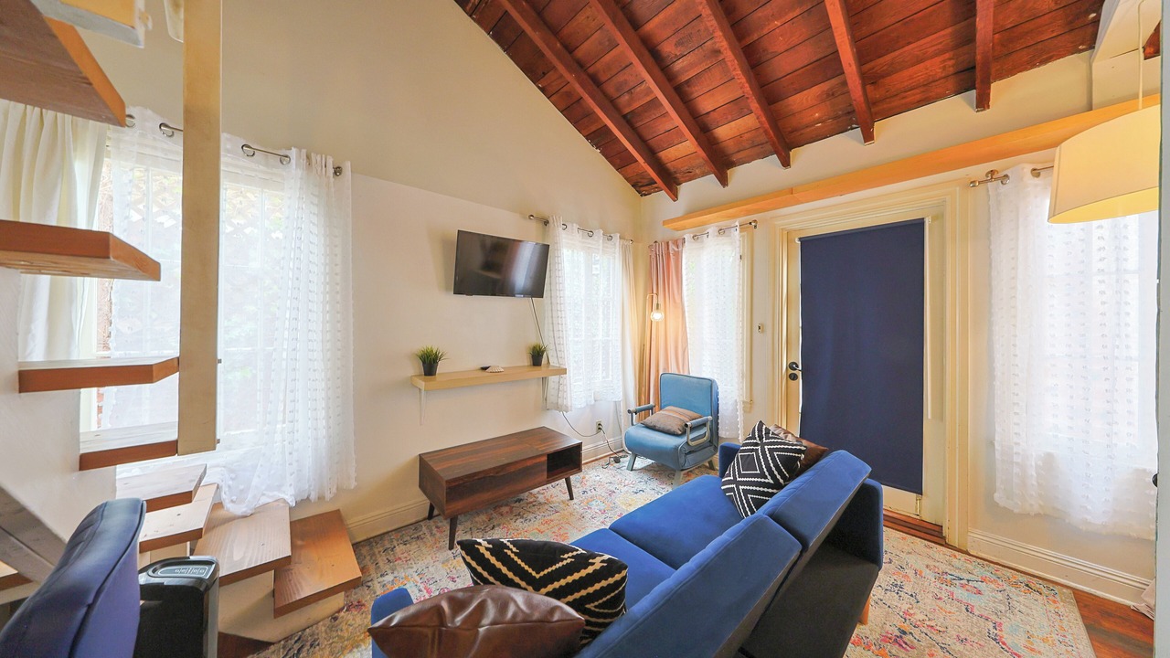 Photo of Livingroom in Marina del Rey