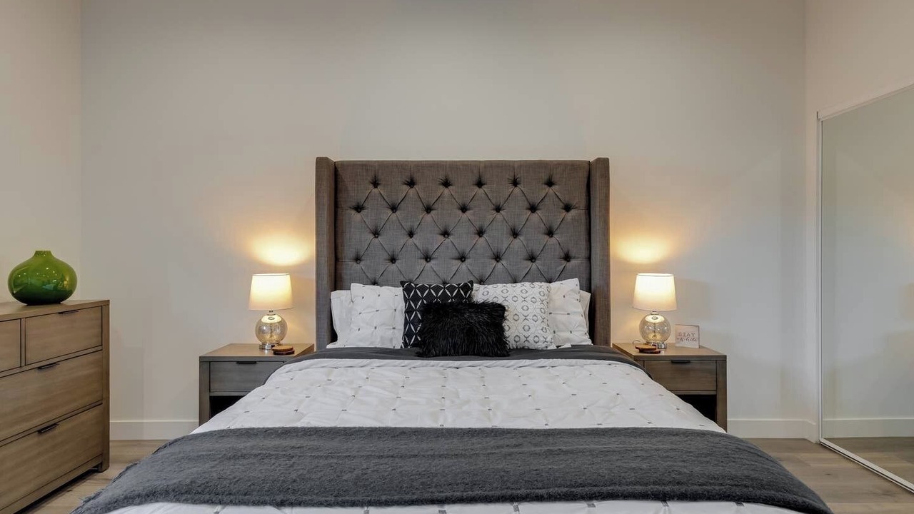 Photo of Bedroom in Northridge