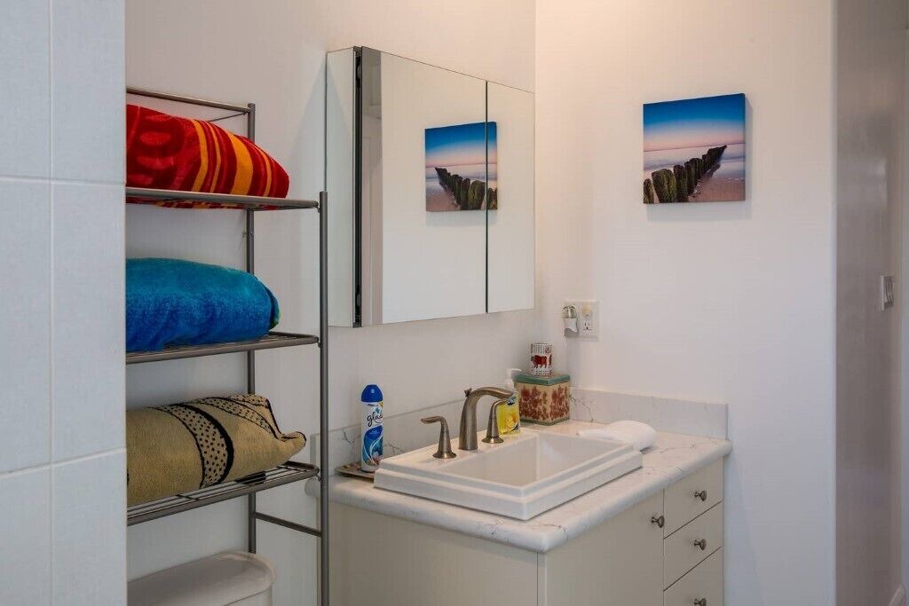 Photo of Bathroom in Del Rey