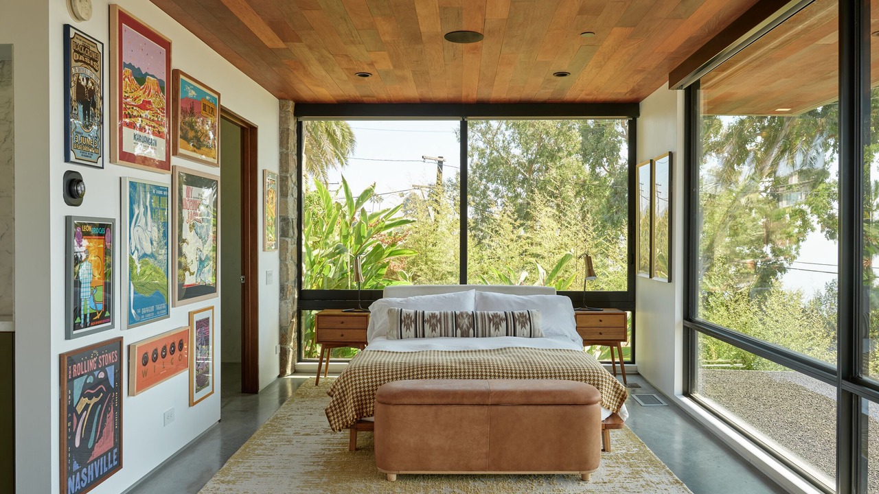 Photo of Bedroom in Eastern Malibu
