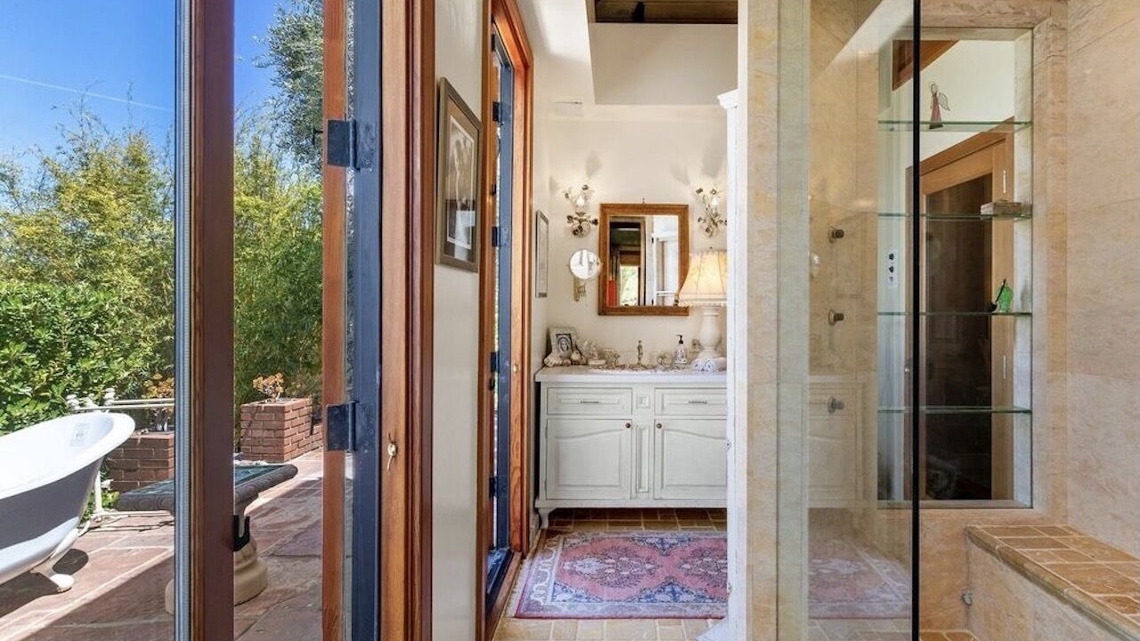 Photo of Bathroom in Malibu