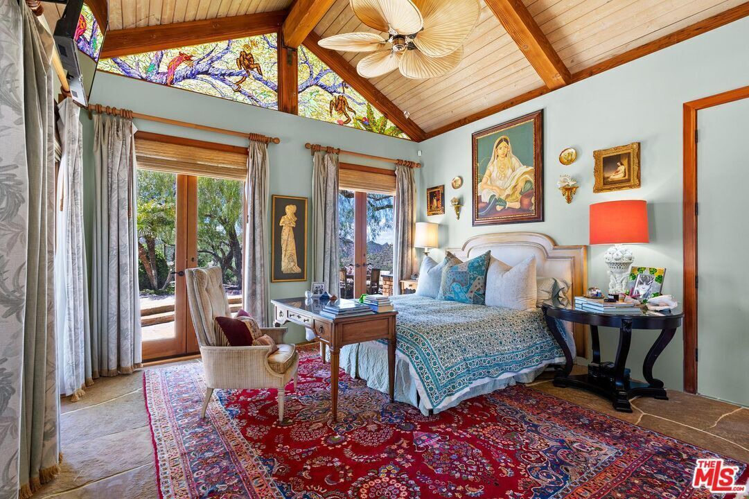 Photo of Bedroom in Malibu
