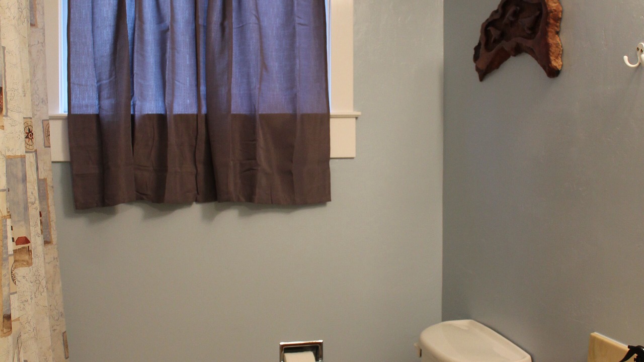 Photo of Bathroom in Crescent City North