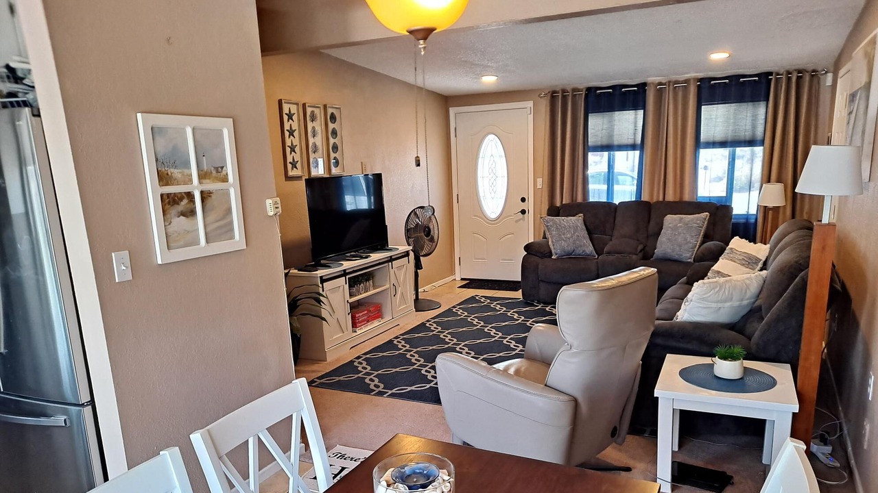 Photo of Livingroom in North Edwards