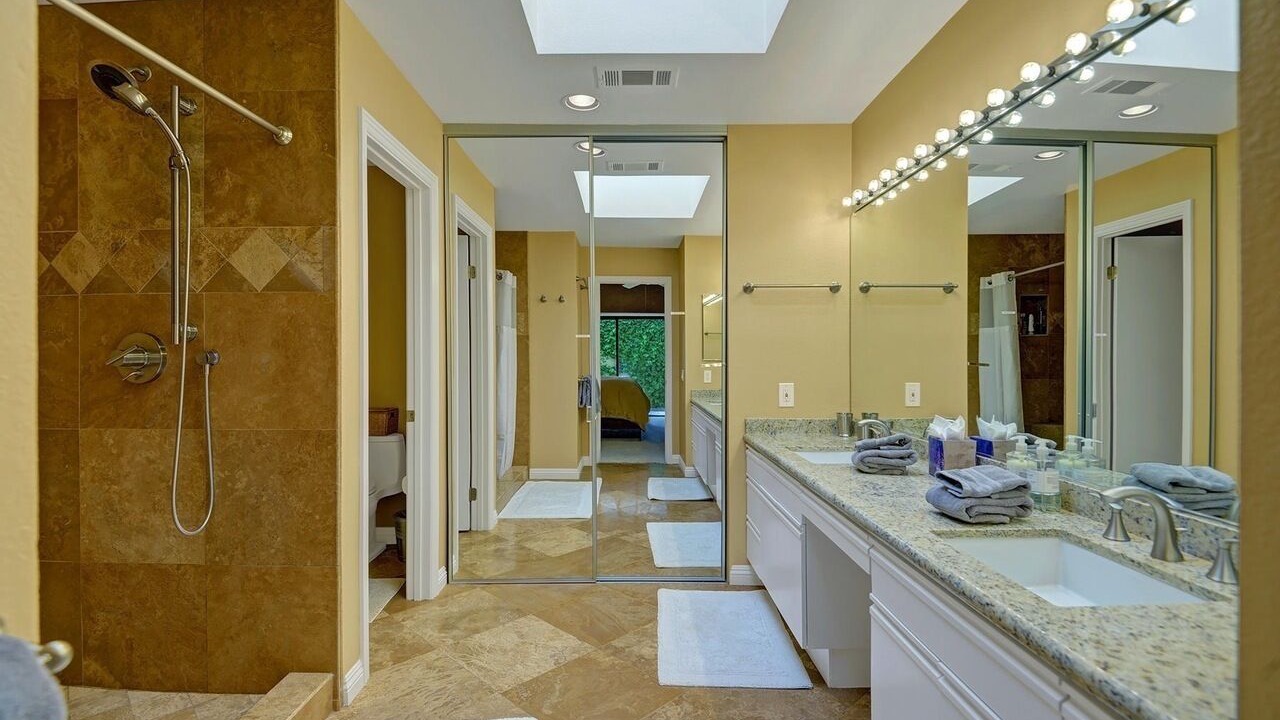 Photo of Bathroom in La Quinta