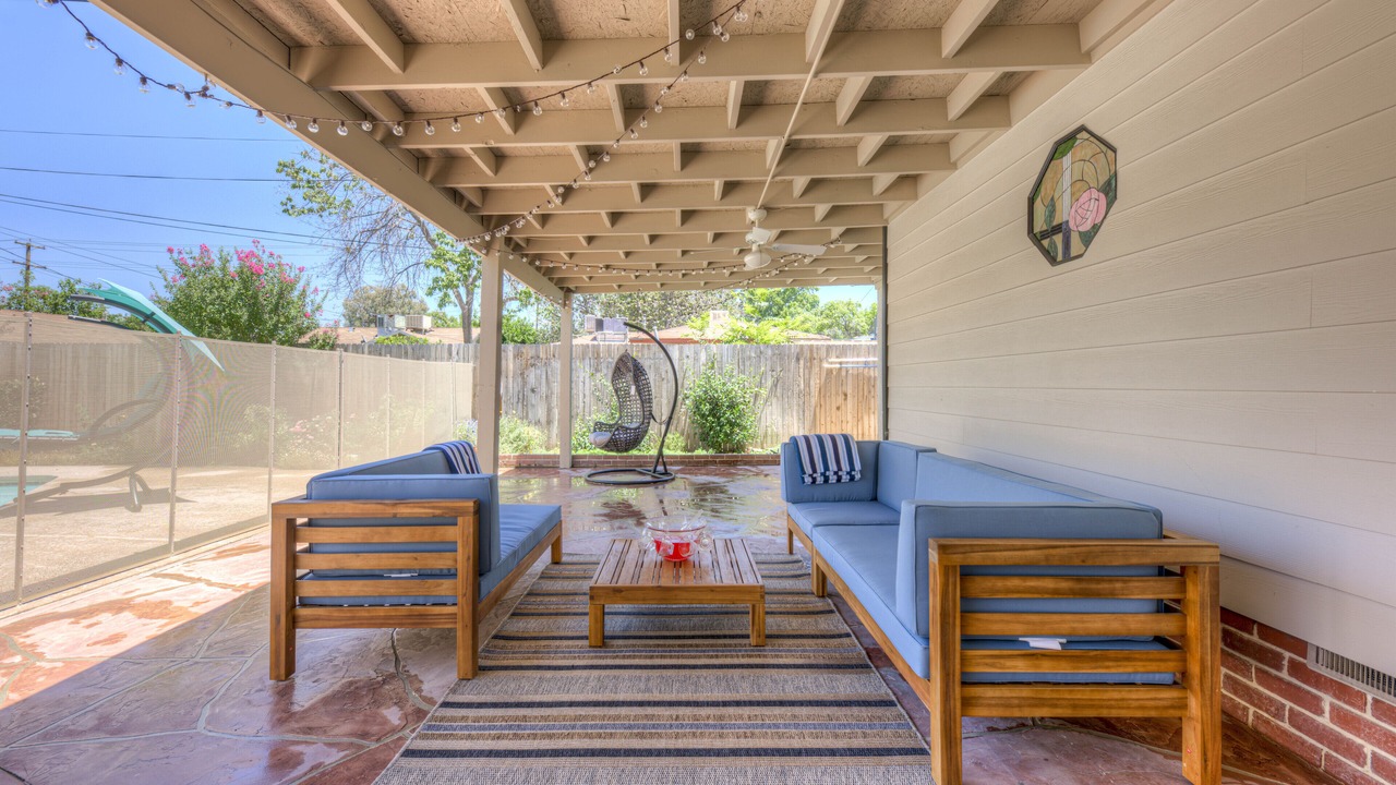 Photo of Patio Balcony in Oleander - Sunset