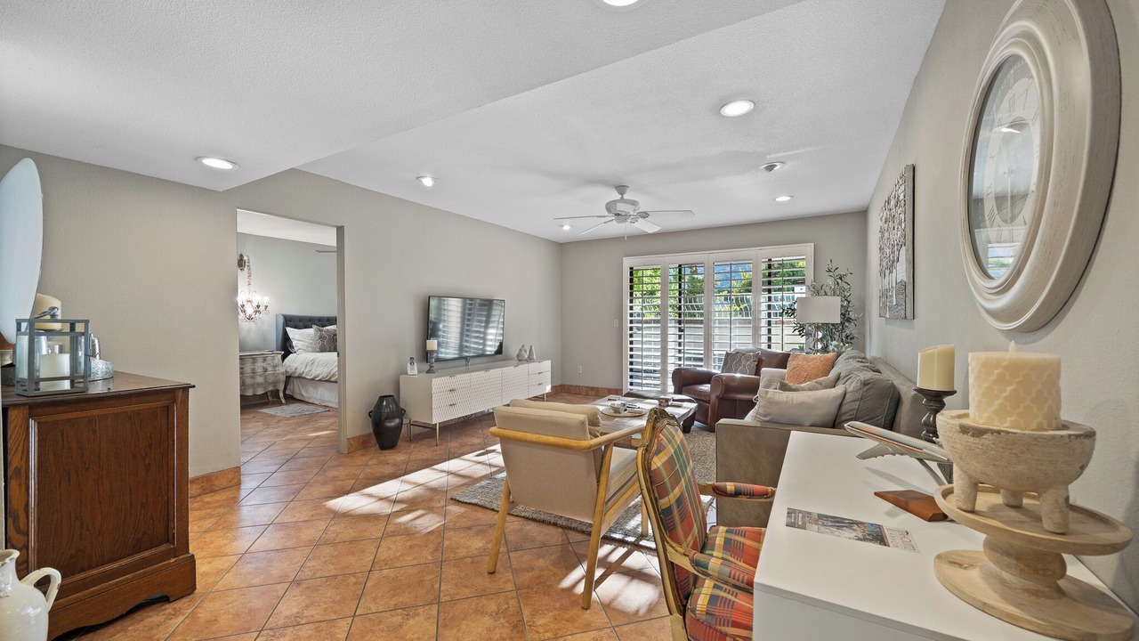 Photo of Bedroom in Canyon Corridor