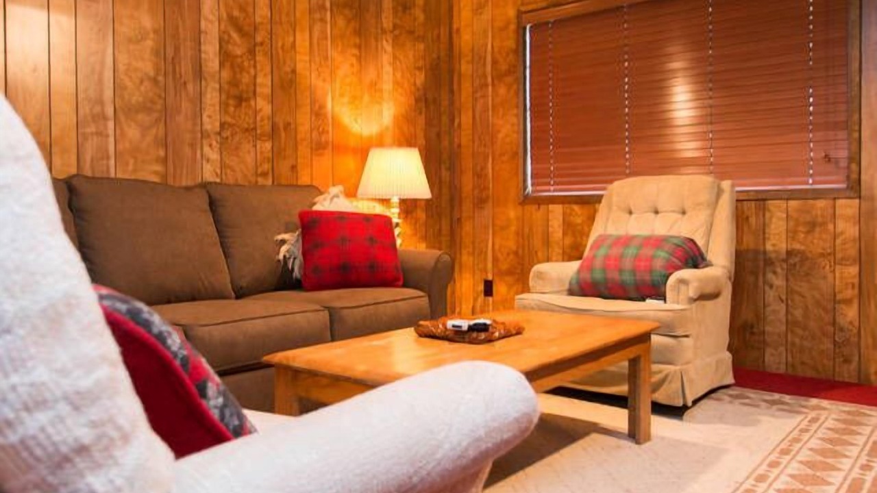 Photo of Bedroom in Summit Estates