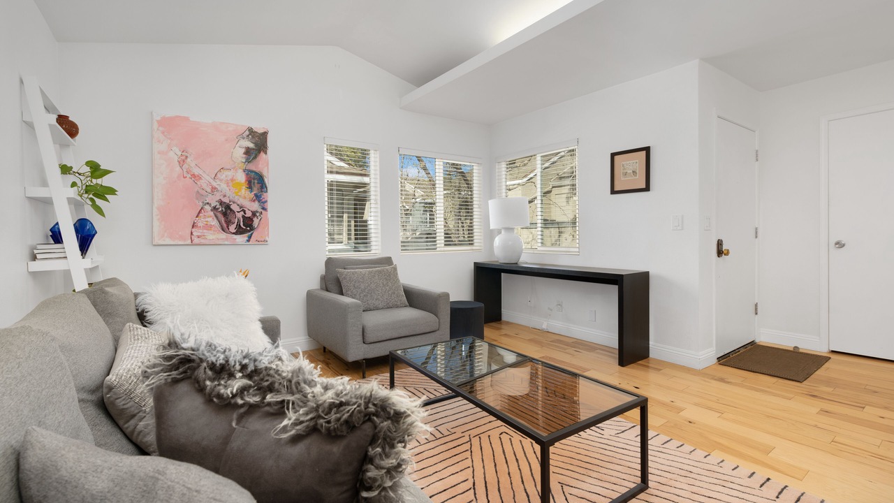Photo of Livingroom in Laguna Niguel