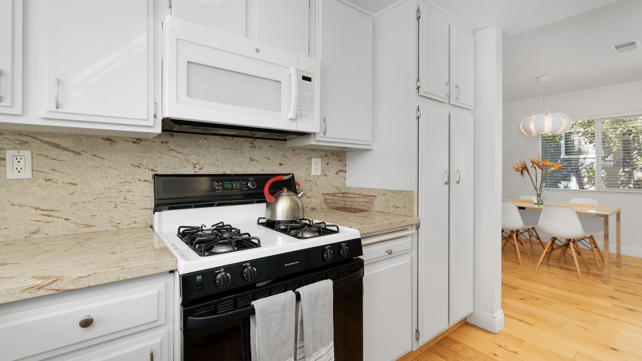 Photo of Kitchen in Laguna Niguel