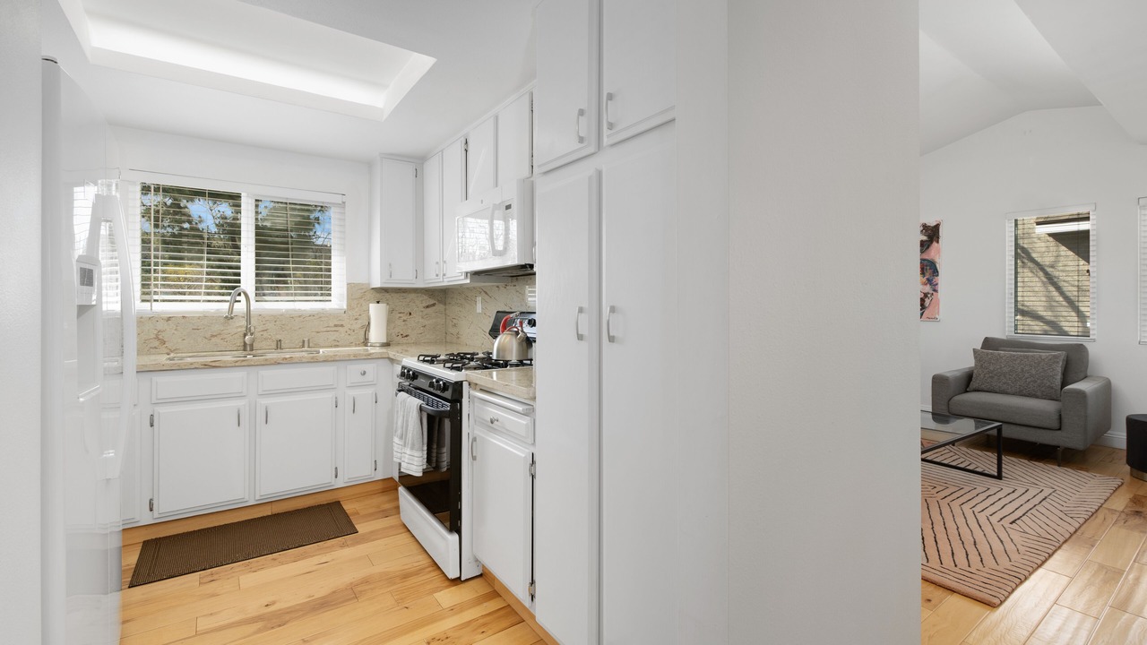 Photo of Kitchen in Laguna Niguel
