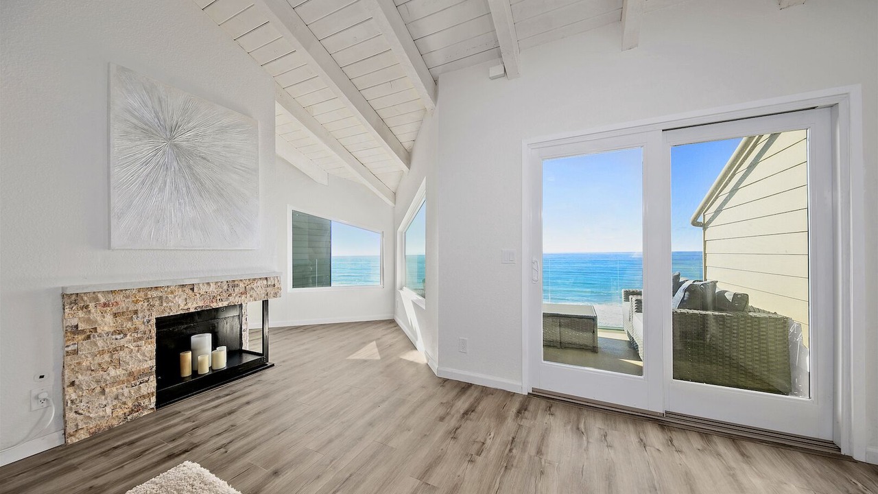 Photo of Bedroom in Solana Beach
