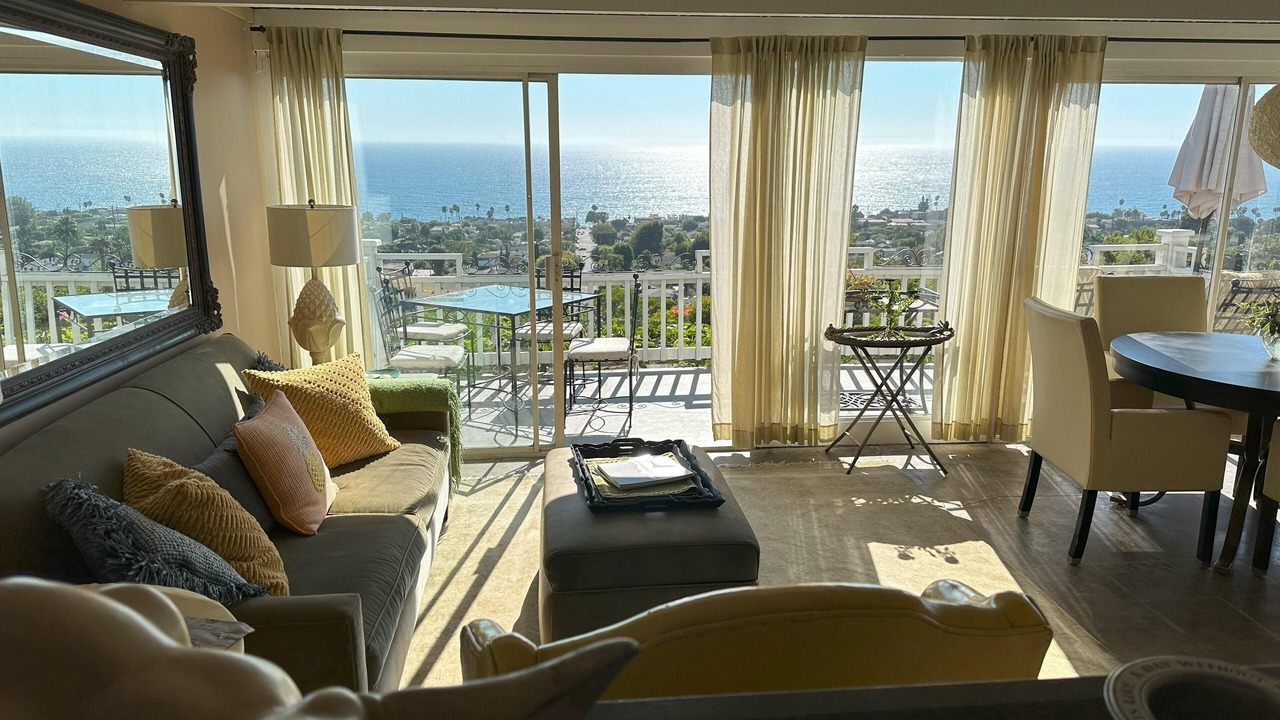 Photo of Livingroom in Laguna Beach