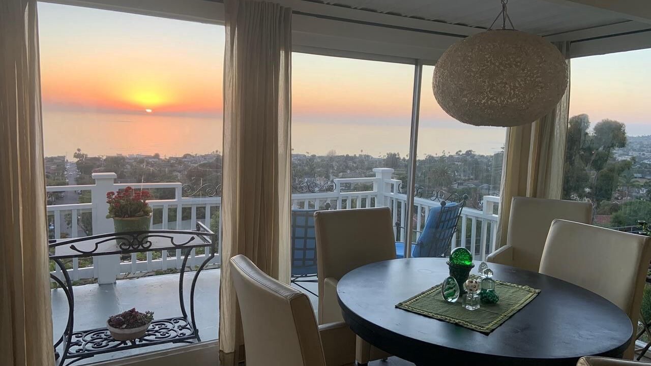 Photo of Bedroom in Laguna Beach