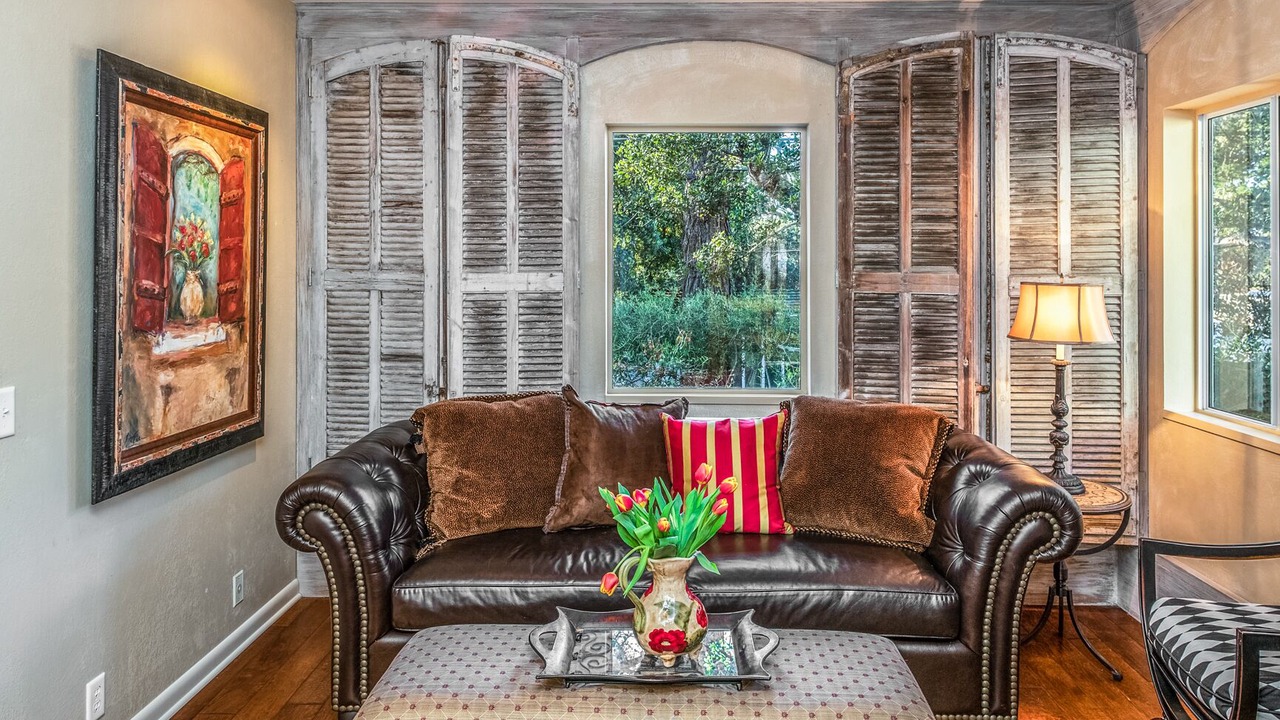 Photo of Bedroom in Golden Rectangle