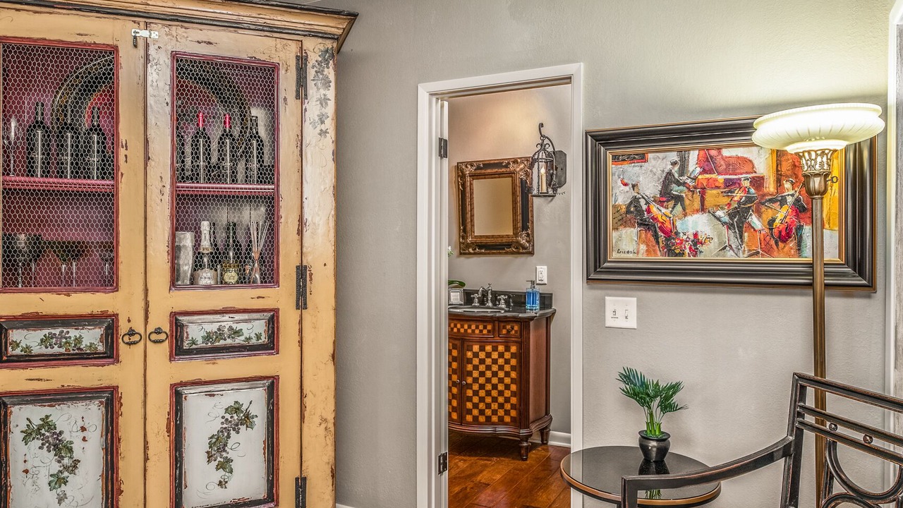 Photo of Bedroom in Golden Rectangle