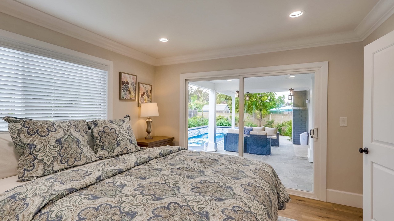 Photo of Bedroom in Orange