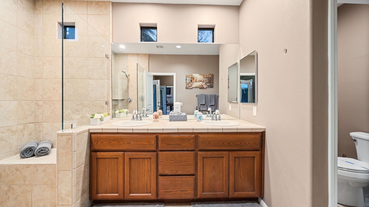 Photo of Bathroom in Desert Park Estates