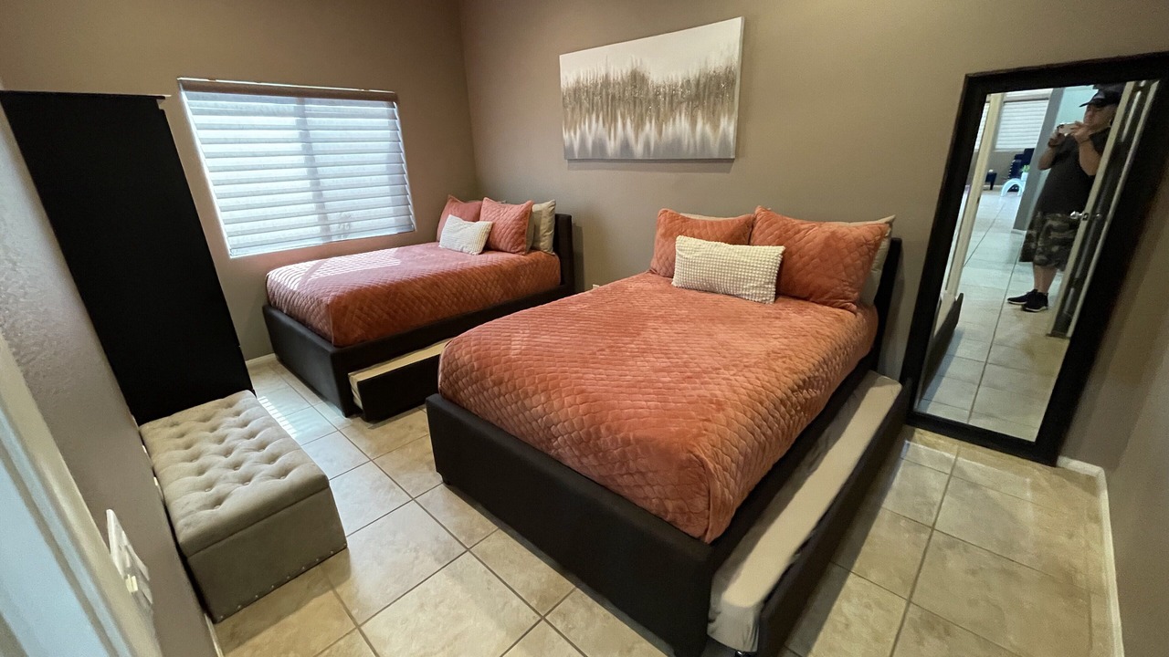Photo of Bedroom in Desert Park Estates