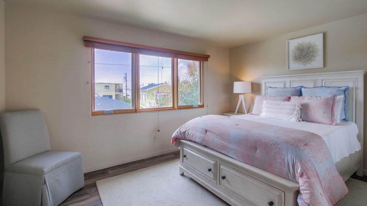 Photo of Bedroom in Beach Barber Tract