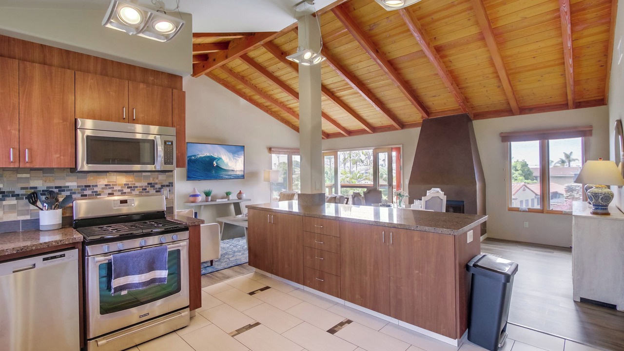 Photo of Kitchen in Beach Barber Tract