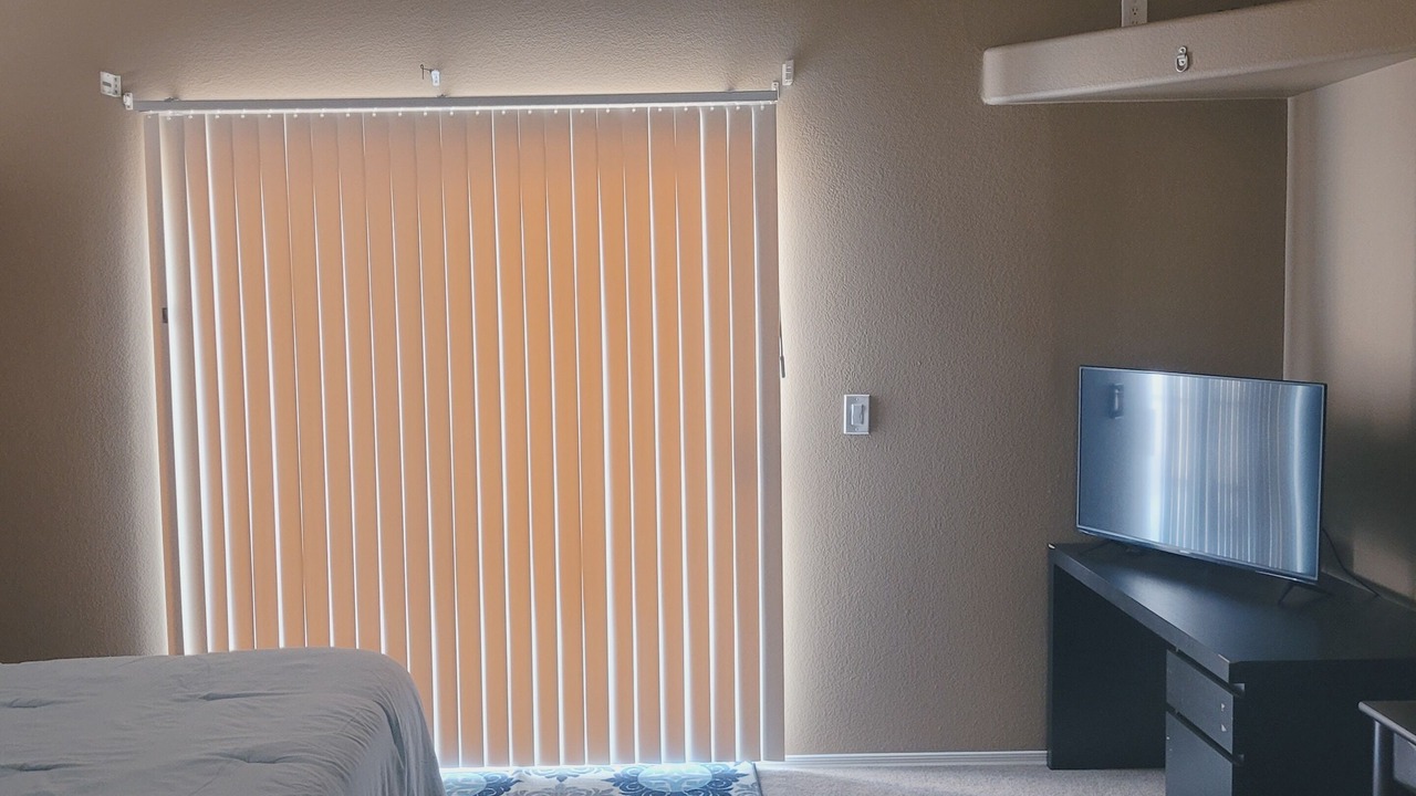 Photo of Bedroom in Needles