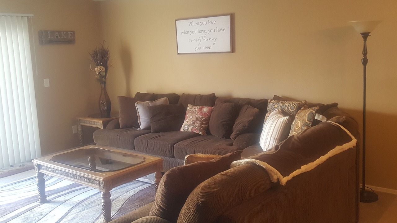 Photo of Livingroom in Needles