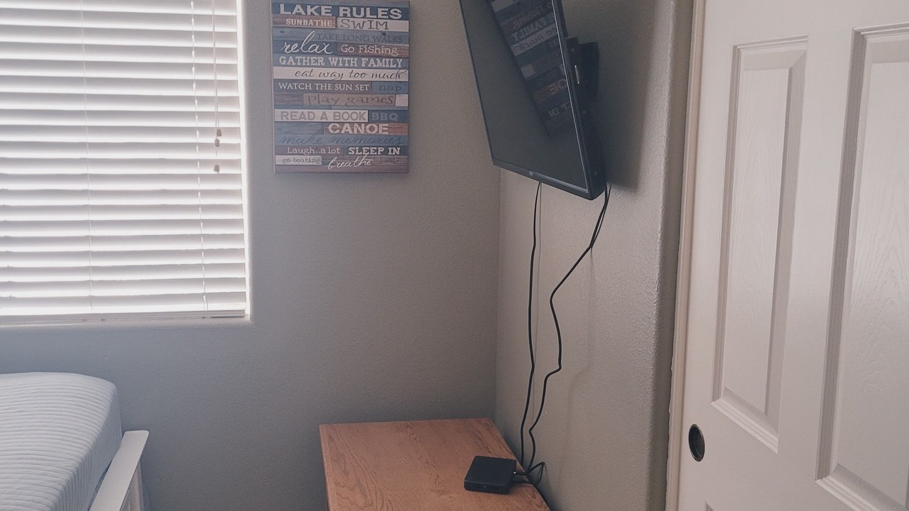 Photo of Bedroom in Needles