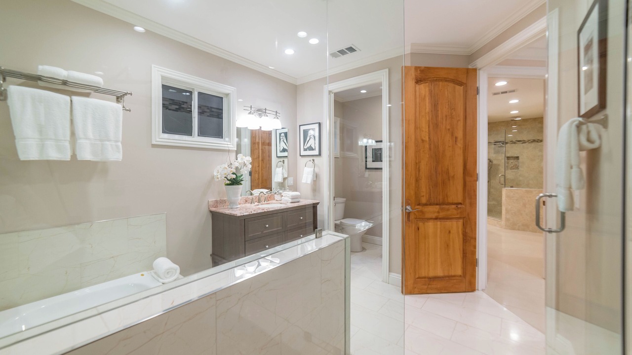 Photo of Bathroom in Beverly Hills