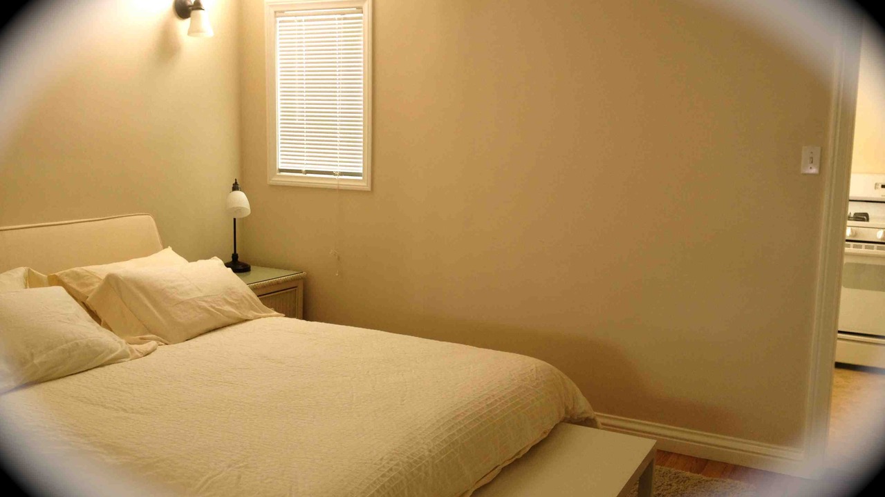 Photo of Bedroom in Fairfax District