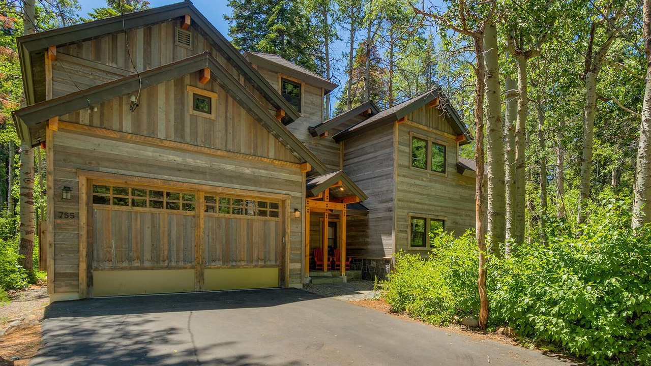 Photo of Outdoor in Tahoe Pines