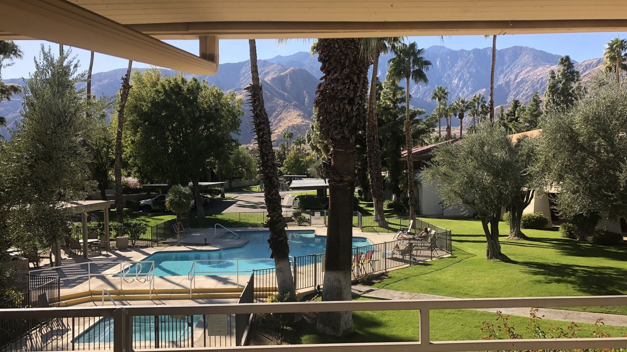 Photo of Outdoor in Racquet Club West