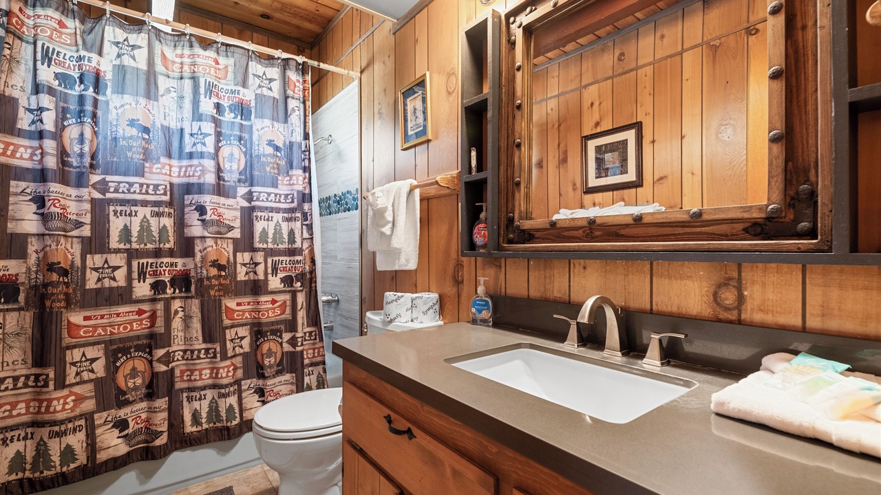 Photo of Bathroom in Fawnskin