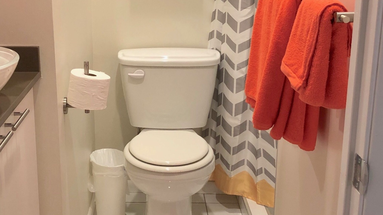 Photo of Bathroom in Harbor