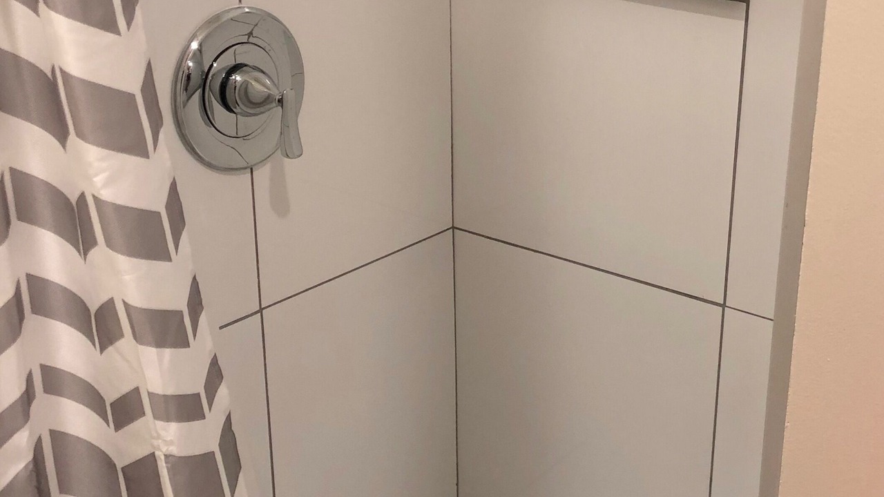 Photo of Bathroom in Harbor