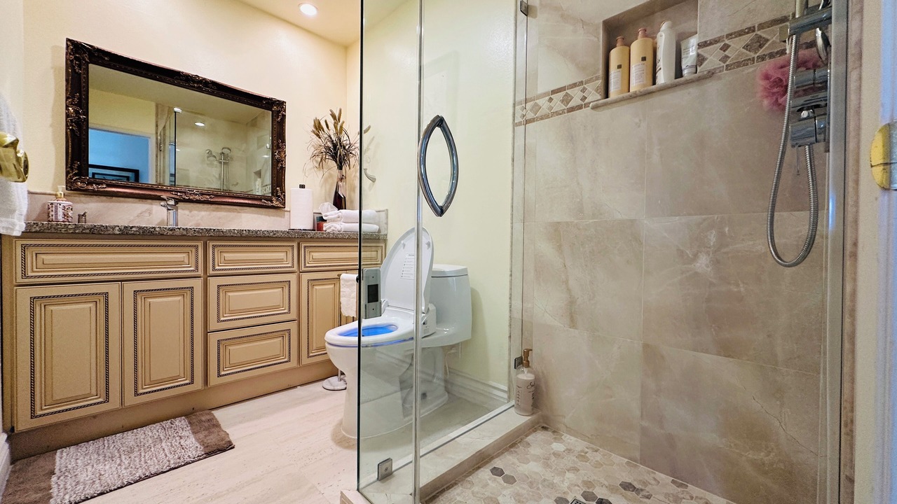 Photo of Bathroom in Laguna Niguel