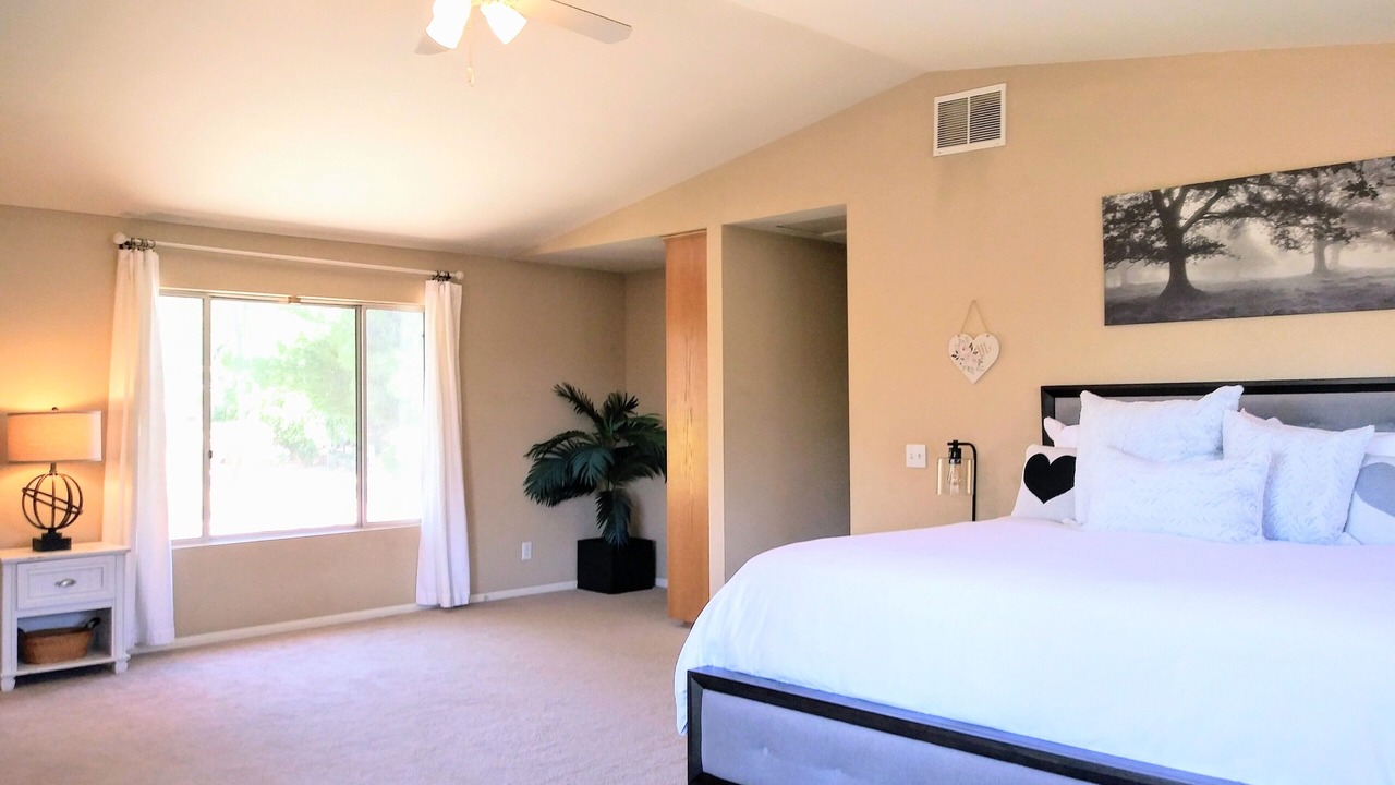 Photo of Bedroom in San Diego Country Estates