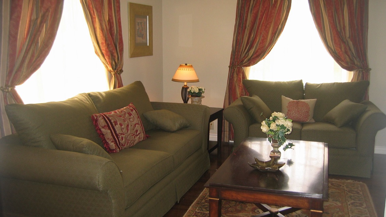 Photo of Bedroom in Pasadena