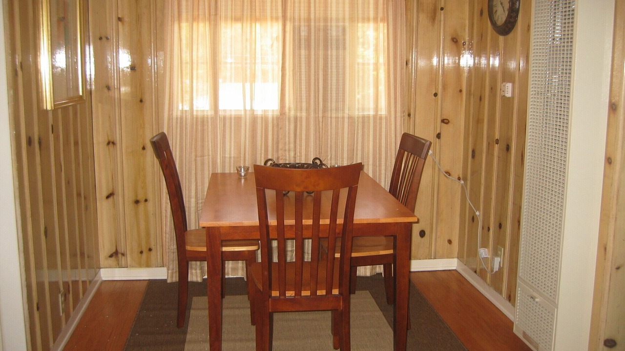 Photo of Bedroom in Pasadena