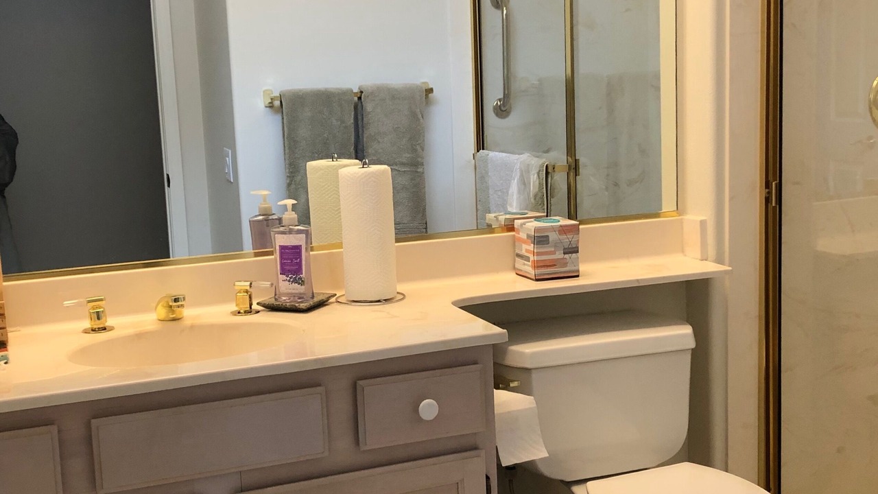 Photo of Bathroom in Desert Palms