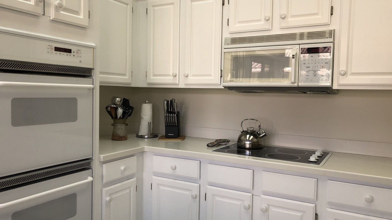 Photo of Kitchen in Desert Palms