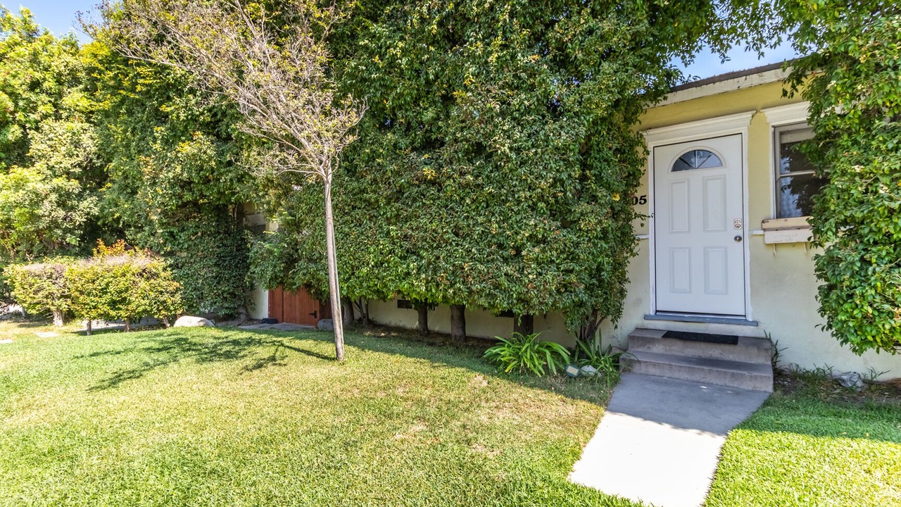 Photo of Outdoor in Valley Village