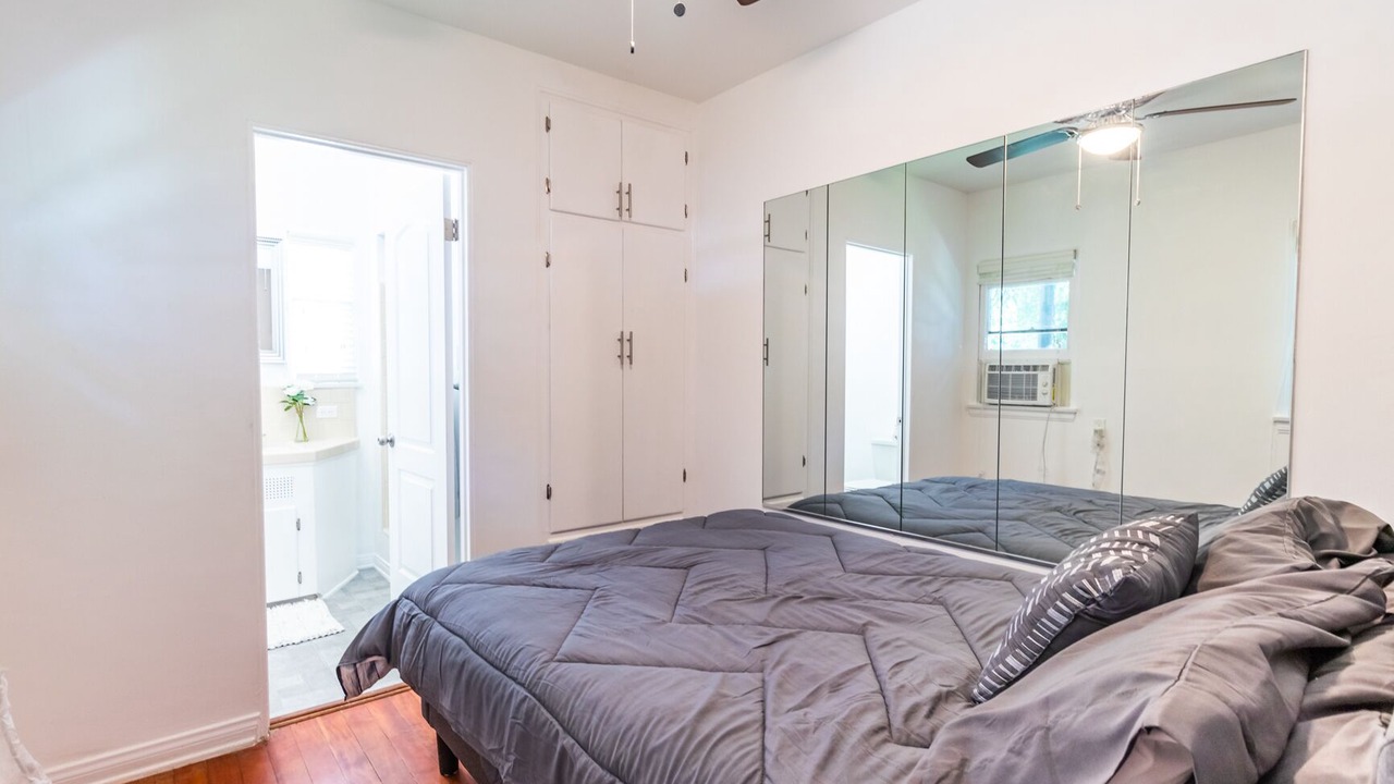 Photo of Bedroom in Valley Village