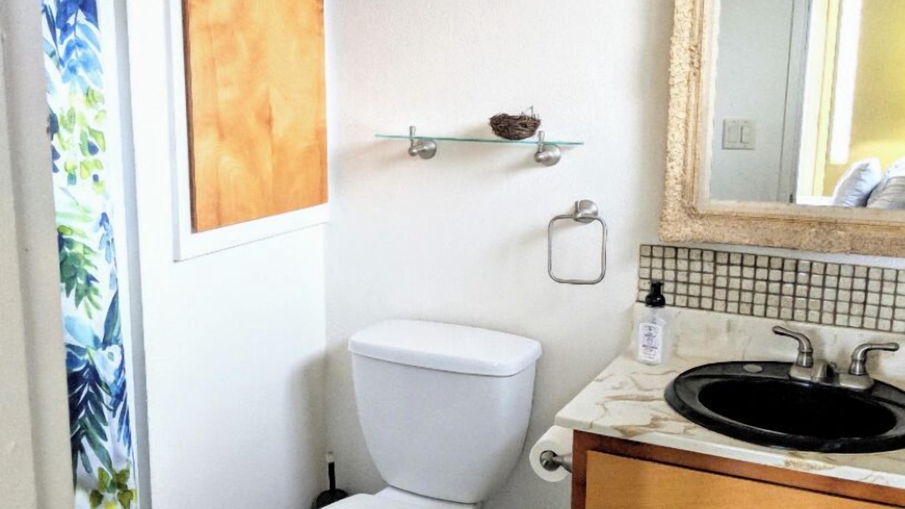 Photo of Bathroom in Morongo Valley