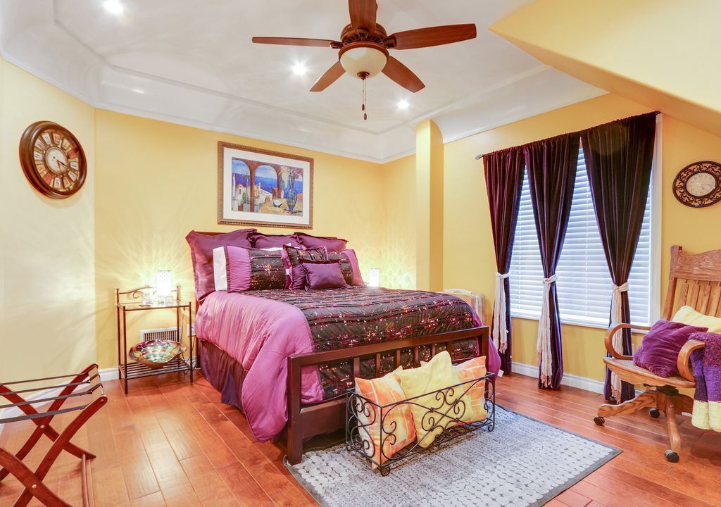 Photo of Bedroom in Belmont Shore