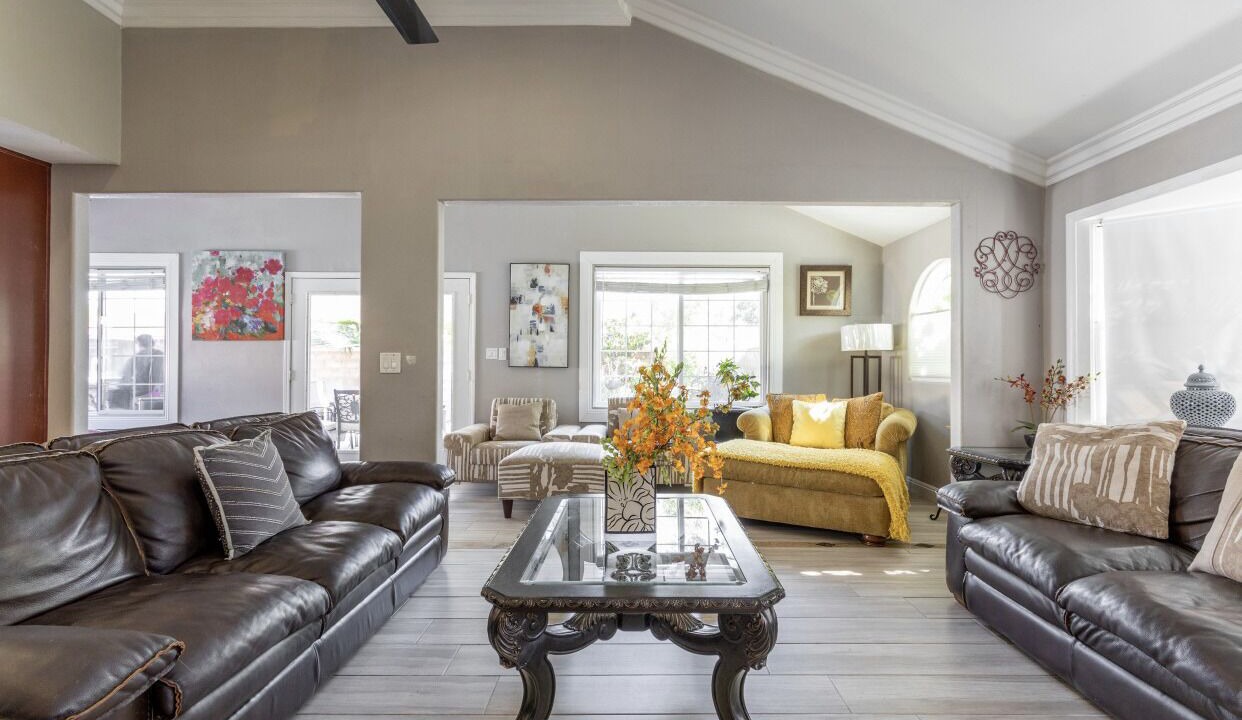 Photo of Livingroom in Los Serranos
