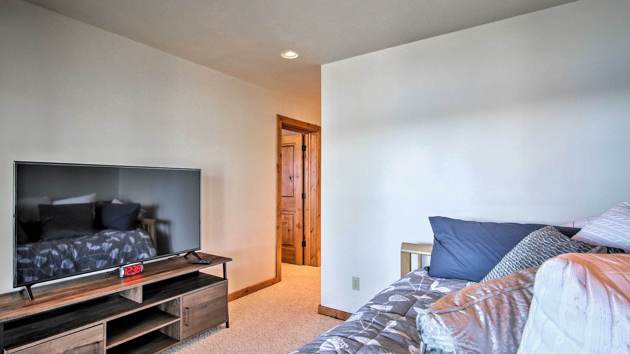 Photo of Bedroom in Meeks Bay