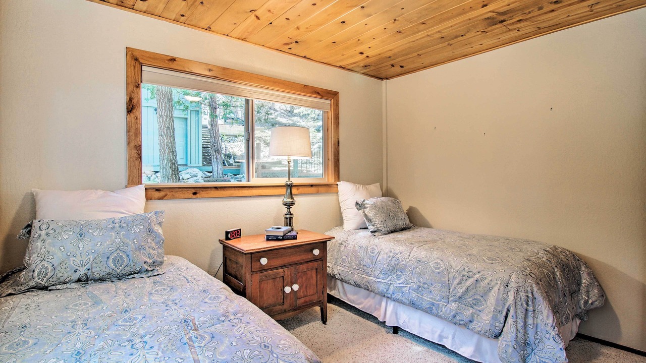 Photo of Bedroom in Meeks Bay