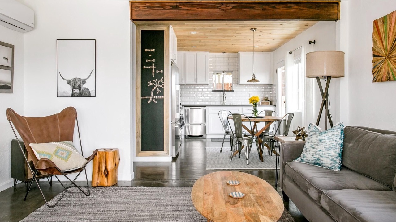 Photo of Livingroom in Yucca Valley