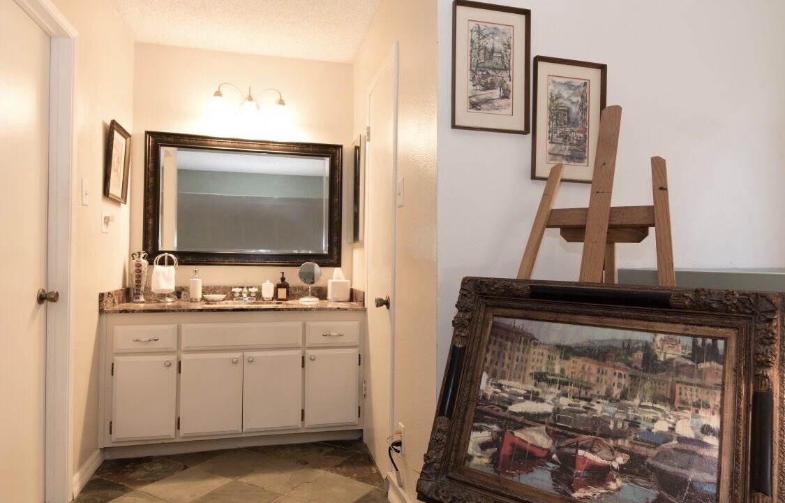 Photo of Bathroom in El Dorado
